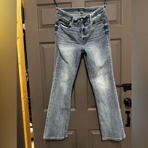 Judy Blue Light Wash Bootcut Jeans